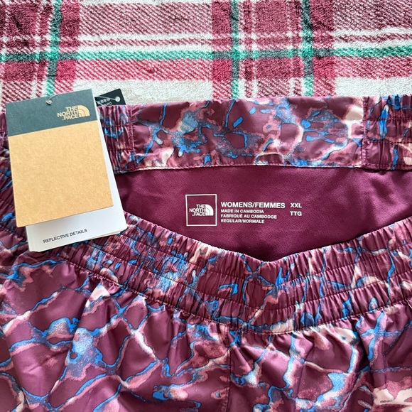 NWT THE NORTH FACE LIGHTWEIGHT ,BREATHABLE ACTIVE SHORT QUICK DRYING SIZE XXL - Picture 4 of 10